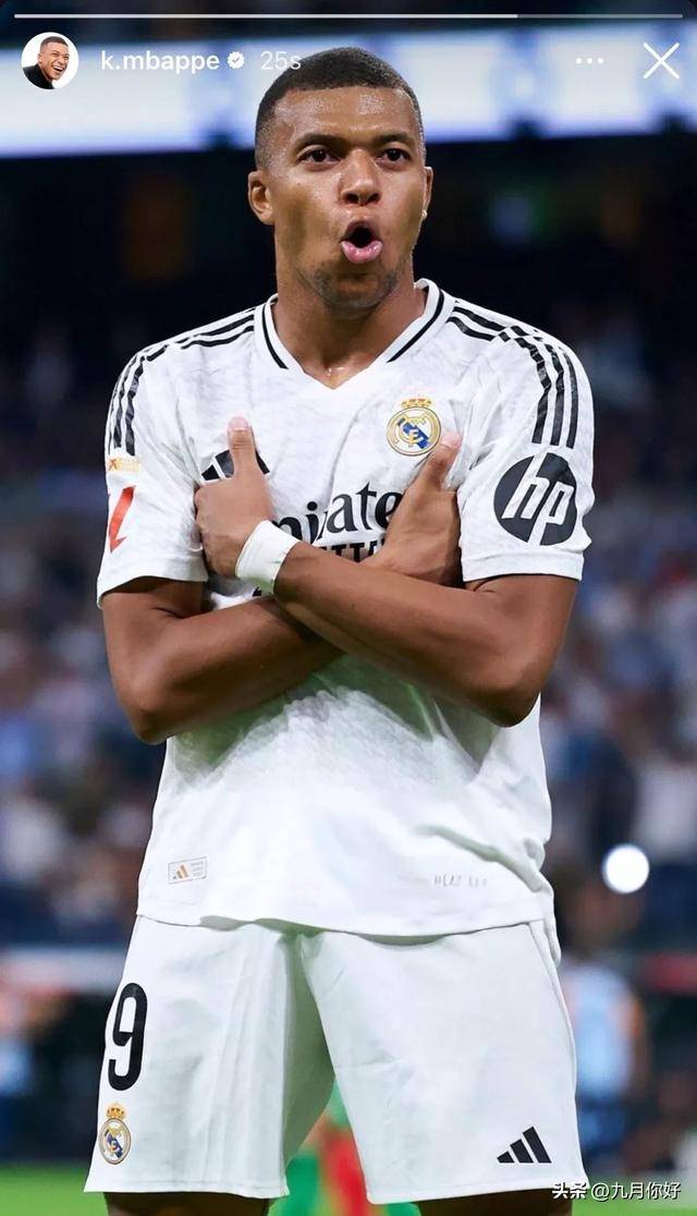 [图]刘若钒梅开二度 上海海港主场战胜云南玉昆